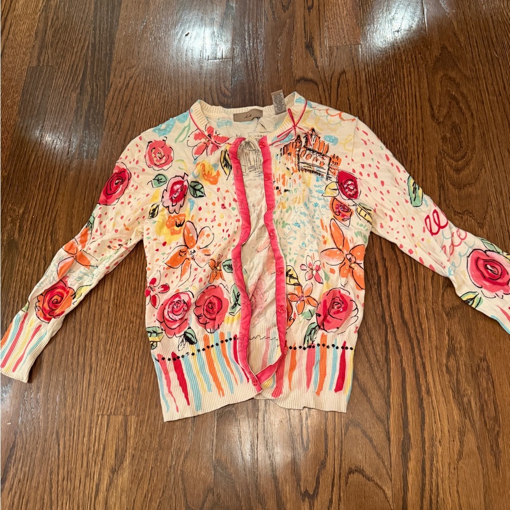 I. E colorful cardigan sweater button up with city design, size m NWOT